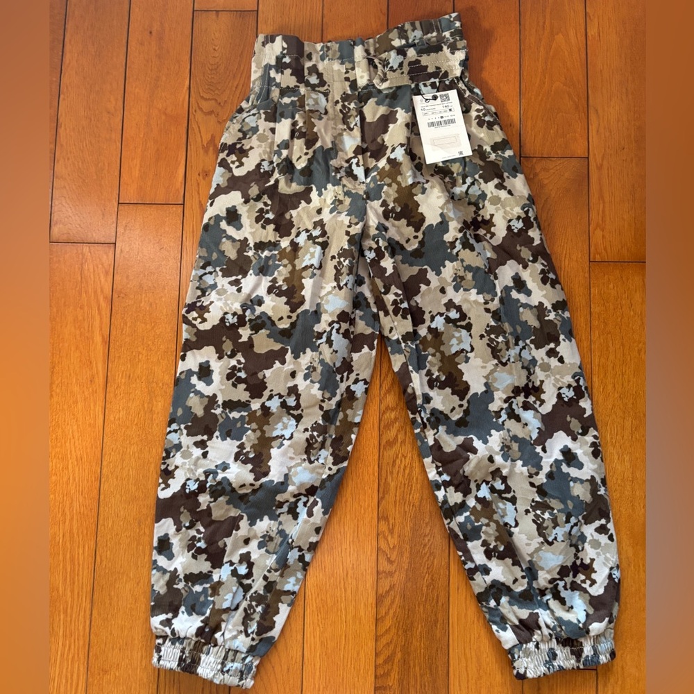 Kids Zara corduroy Camouflage Pants and white denim Mango pants